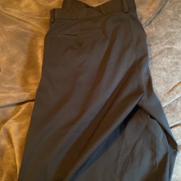 Men’s Nike golf shorts NWOT - Picture 2 of 3